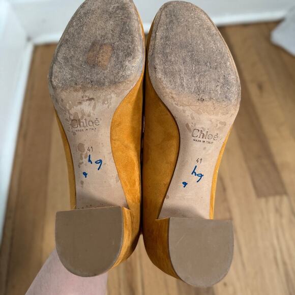 Chloé Lauren Suede Scallop Block Heel Pump 41 Tan - Picture 12 of 12